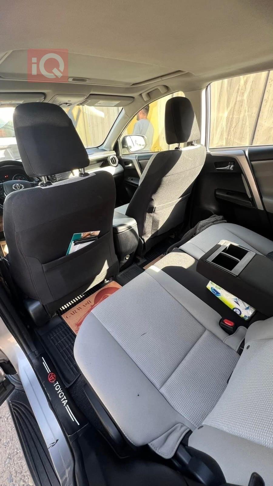 تويوتا راف 4